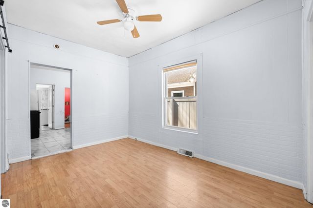 848 E State Street, Traverse City, MI 49686