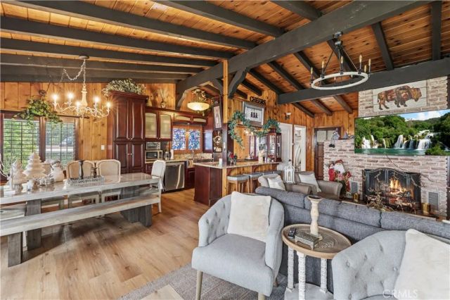 24682 Lake Gregory Drive, Crestline, CA 92325