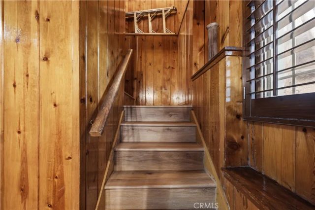 24682 Lake Gregory Drive, Crestline, CA 92325