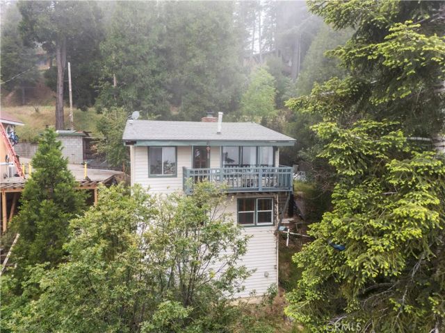 24682 Lake Gregory Drive, Crestline, CA 92325