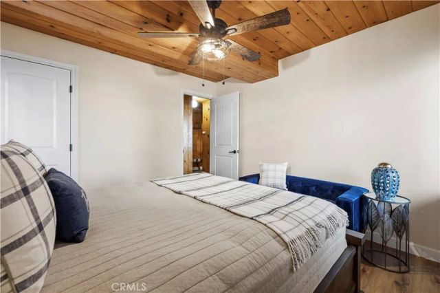 24682 Lake Gregory Drive, Crestline, CA 92325
