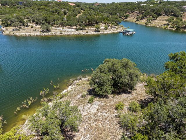 305 Angel Song CV, Spicewood, TX 78669