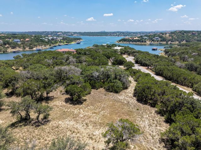305 Angel Song CV, Spicewood, TX 78669