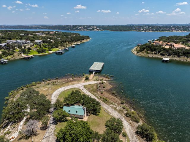 305 Angel Song CV, Spicewood, TX 78669