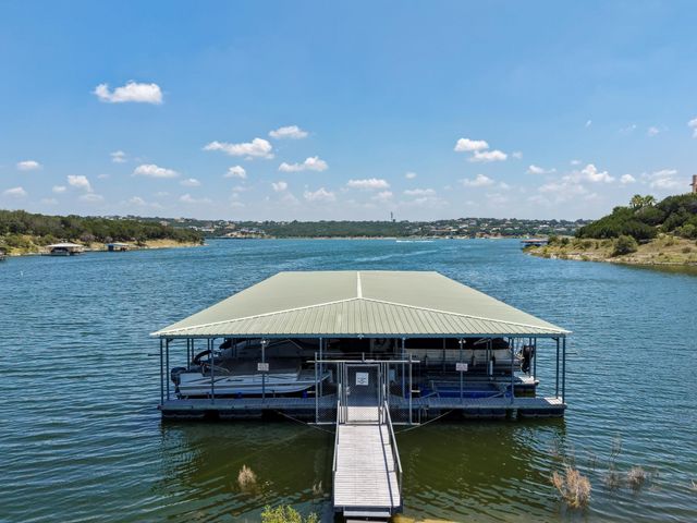 305 Angel Song CV, Spicewood, TX 78669