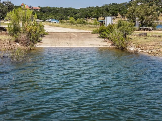 305 Angel Song CV, Spicewood, TX 78669