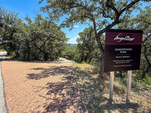 305 Angel Song CV, Spicewood, TX 78669