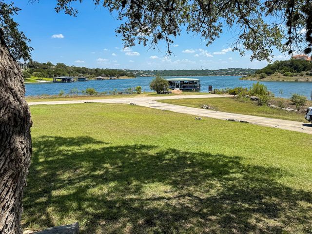 305 Angel Song CV, Spicewood, TX 78669