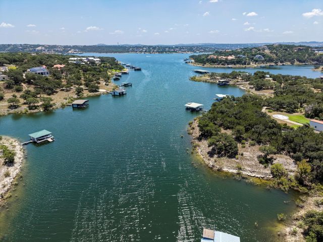 305 Angel Song CV, Spicewood, TX 78669