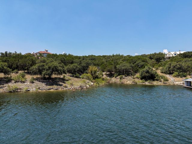 305 Angel Song CV, Spicewood, TX 78669