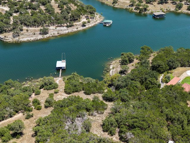 305 Angel Song CV, Spicewood, TX 78669