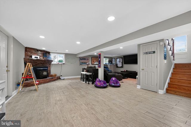 1359 ROSANNA DR, Odenton, MD 21113