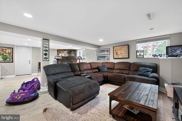 1359 ROSANNA DR, Odenton, MD 21113
