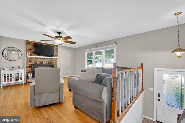 1359 ROSANNA DR, Odenton, MD 21113