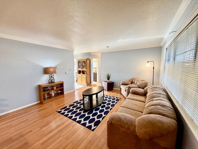 4737 E Norwich Avenue, Fresno, CA 93726