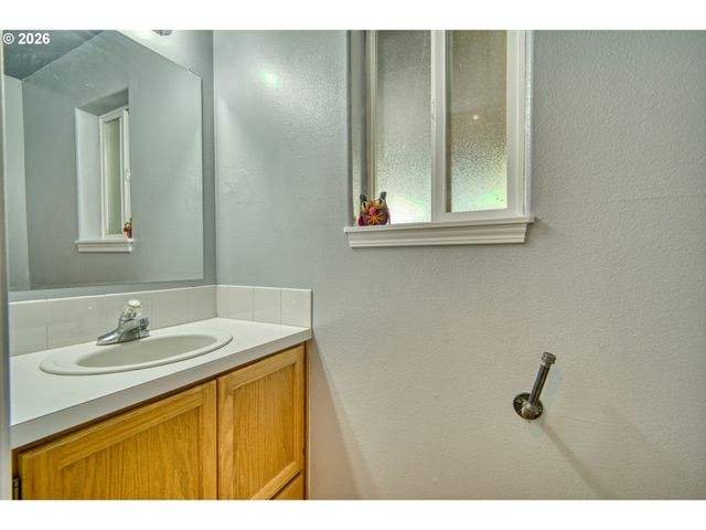 51773 Se 8TH St, Scappoose, OR 97056