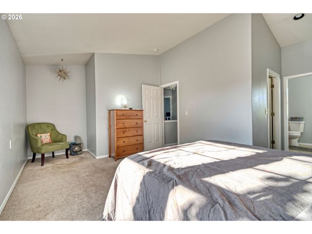 51773 Se 8TH St, Scappoose, OR 97056