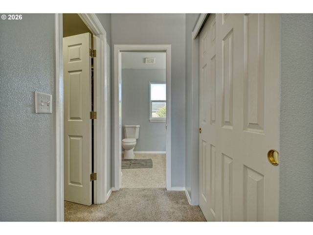 51773 Se 8TH St, Scappoose, OR 97056