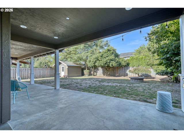 51773 Se 8TH St, Scappoose, OR 97056