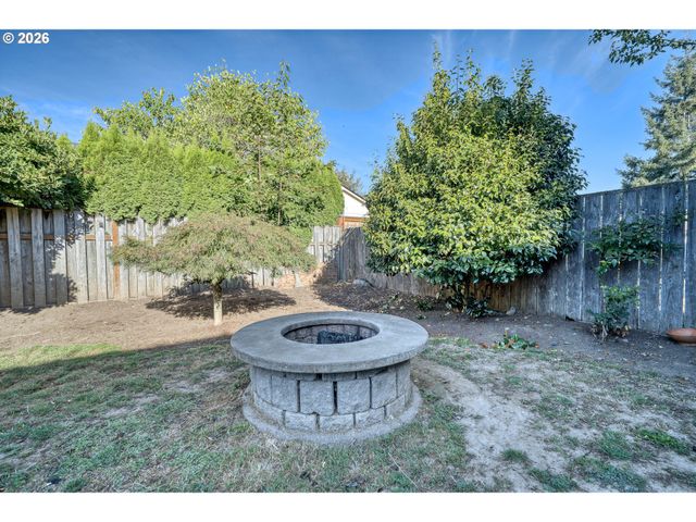 51773 Se 8TH St, Scappoose, OR 97056
