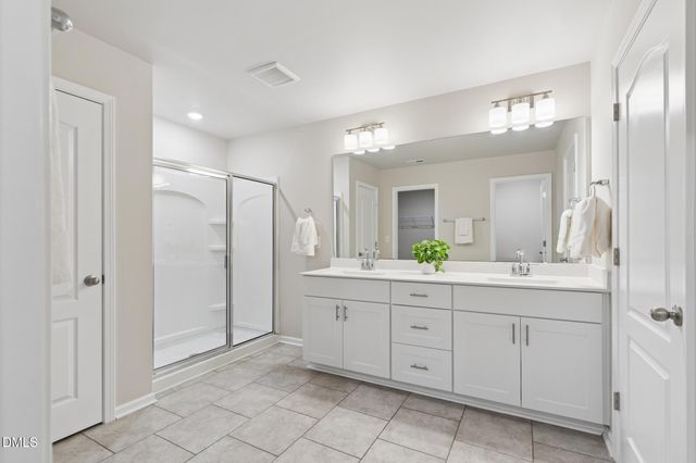 109 Boone Lake Way, Fuquay Varina, NC 27526
