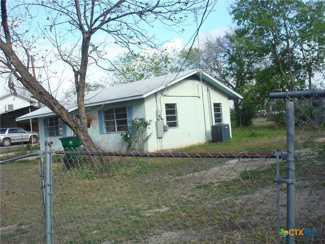 602 Silva Street, Seguin, TX 78155