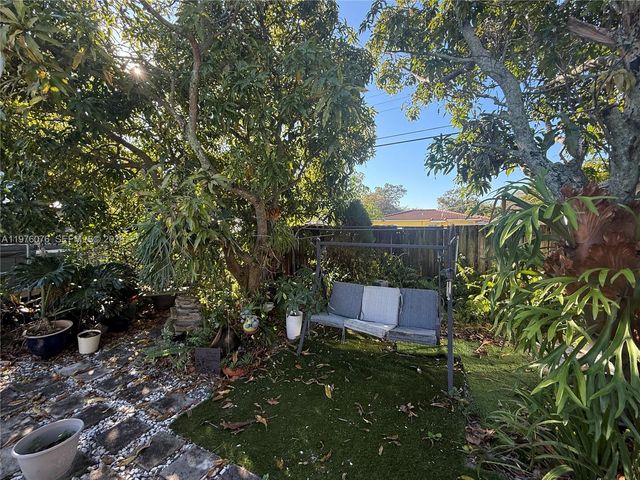 1350 NE 134th St 0, North Miami, FL 33161