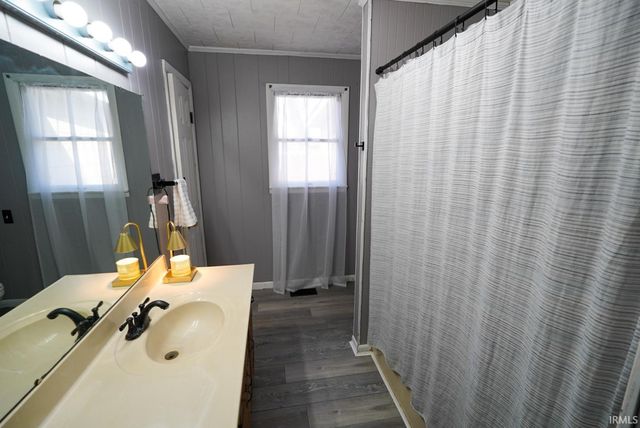 10 Walnut Street, Birdseye, IN 47513