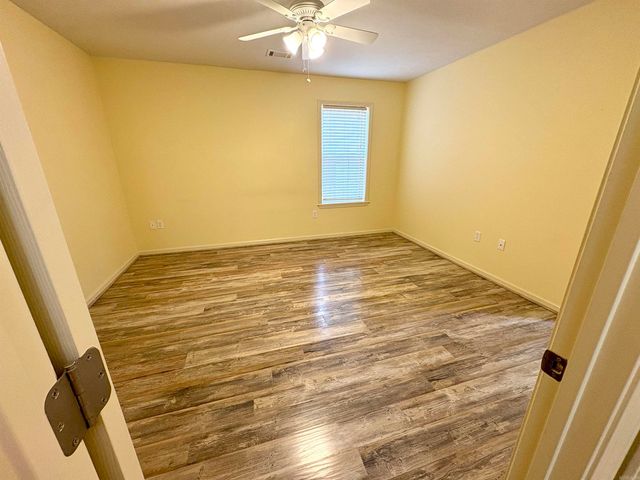 22 Livingstone Drive, Searcy, AR 72143