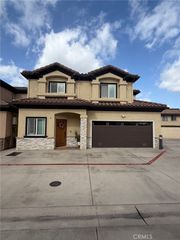 6518 Walker, Bell, CA 90201