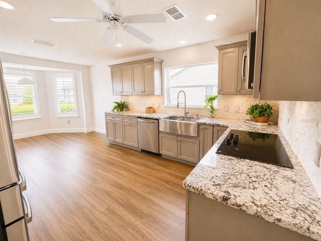 1211 CABELLA CIRCLE, Lady Lake, FL 32159