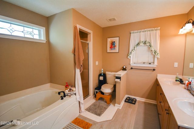 8939 Travis Drive, Olive Branch, MS 38654