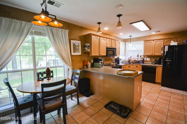 8939 Travis Drive, Olive Branch, MS 38654
