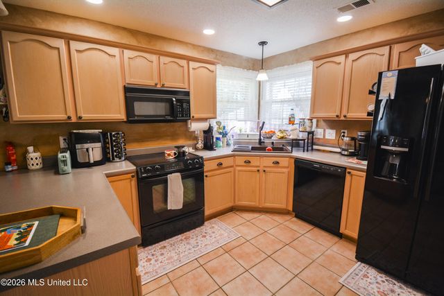 8939 Travis Drive, Olive Branch, MS 38654