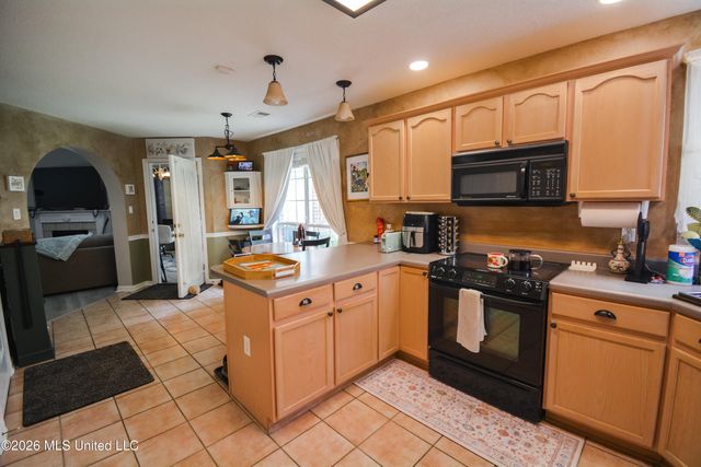 8939 Travis Drive, Olive Branch, MS 38654