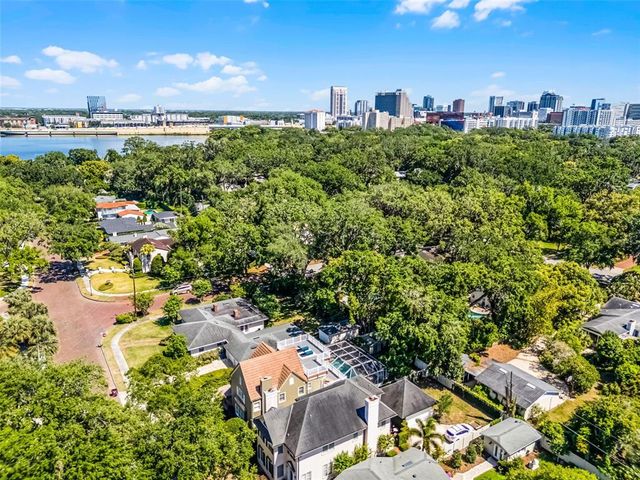 910 ALAMEDA STREET, Orlando, FL 32804