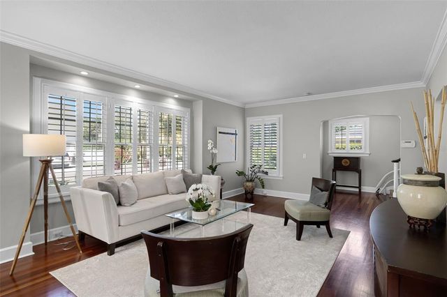 910 ALAMEDA STREET, Orlando, FL 32804