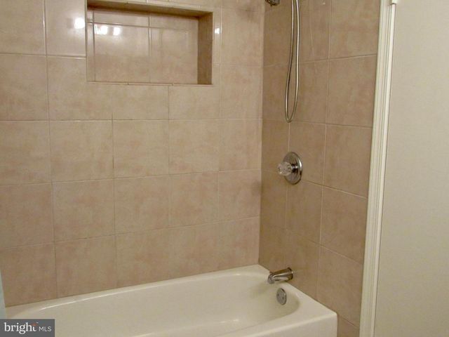 14 TIVOLI LAKE CT, Silver Spring, MD 20906