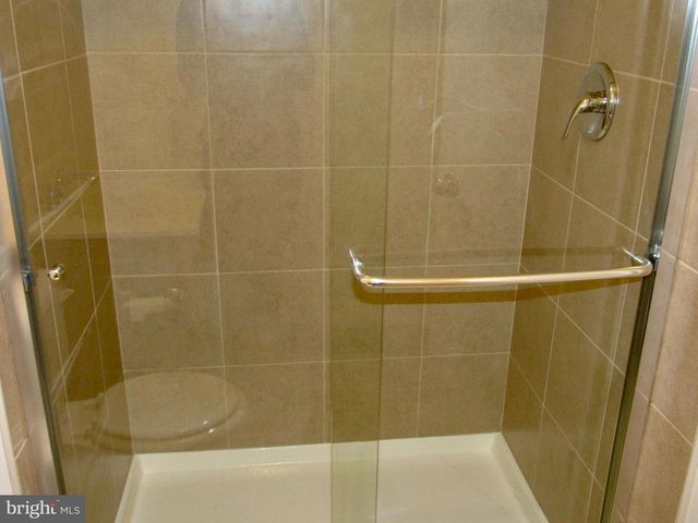 14 TIVOLI LAKE CT, Silver Spring, MD 20906