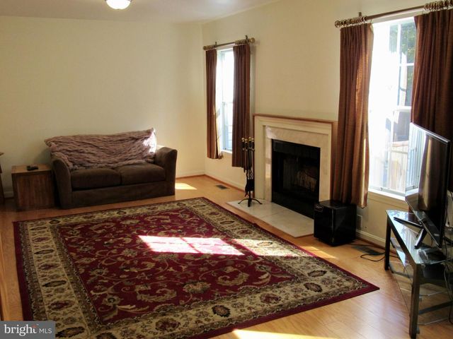 14 TIVOLI LAKE CT, Silver Spring, MD 20906