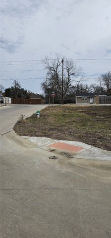 101 Hesed Street, Greenville, TX 75402