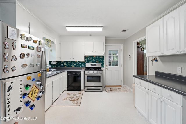 1925 Deborah Street, Pearl, MS 39208