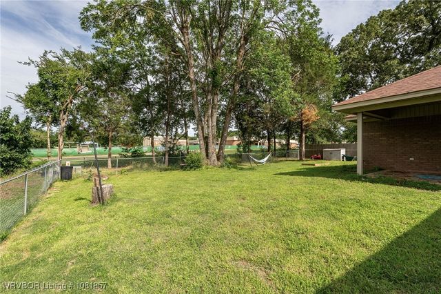 2016 Broken Hill Drive, Van Buren, AR 72956