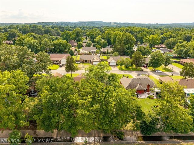 2016 Broken Hill Drive, Van Buren, AR 72956
