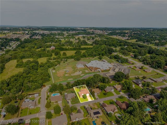 2016 Broken Hill Drive, Van Buren, AR 72956