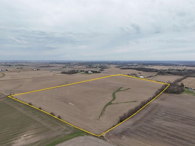 Ivanhoe Rd., Ely, IA 52227