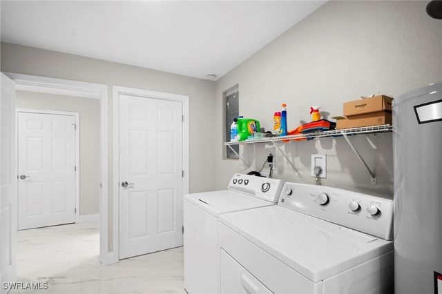 191 Abbey LN, North Fort Myers, FL 33917