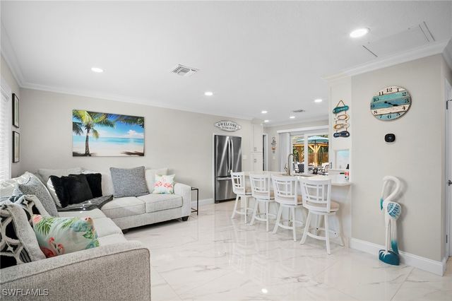 191 Abbey LN, North Fort Myers, FL 33917