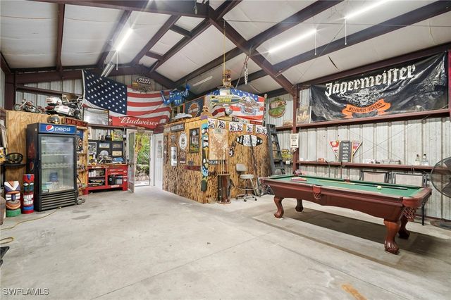 191 Abbey LN, North Fort Myers, FL 33917