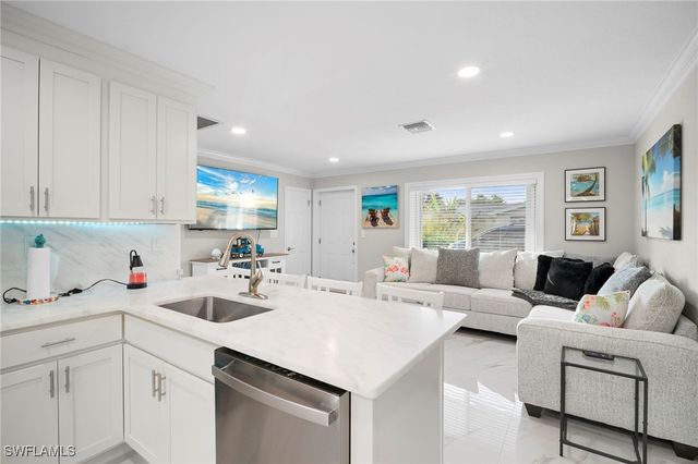 191 Abbey LN, North Fort Myers, FL 33917